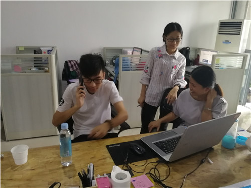 燦源裝飾交流會(huì)學(xué)習(xí)圖 燦源裝飾交流會(huì)學(xué)習(xí)圖