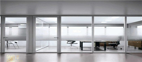 南寧辦公室裝修隔斷用什么材料比較好？