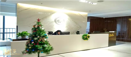 辦公室裝修嫌麻煩，別著急加一物輕松過(guò)圣誕節(jié)