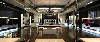 注意到六大點(diǎn)細(xì)節(jié)小型服裝店鋪面裝修也可以個性十足