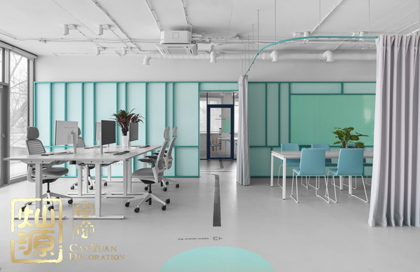 法國(guó)農(nóng)場(chǎng)母雞熱死 下一個(gè)可能就是辦公室里的你了