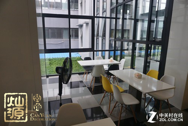 電競?cè)瞬判?00萬 電競高薪職業(yè)培訓(xùn)基地裝修堪比5星級(jí)豪華酒店