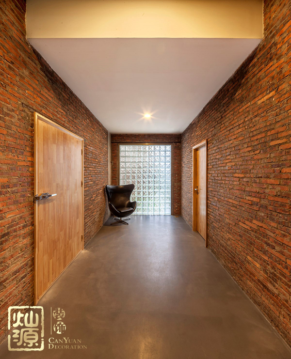 600平辦公空間設(shè)計 實(shí)現(xiàn)原始空間在辦公層面的進(jìn)化