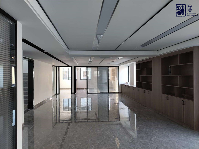 不到1個(gè)月！500平辦公室硬軟全包精裝修，這家南寧辦公室裝修公司可真沒(méi)讓我失望！